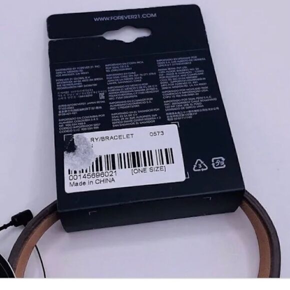 🔥Forever 21 Men’s Color: Brown leather adjustable Bracelet Gold studs one size - Picture 12 of 12